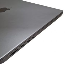 Apple MacBook Pro (2023)