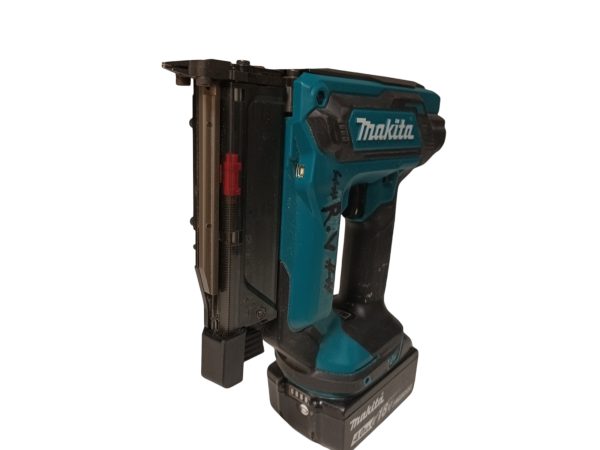 Makita DPT353