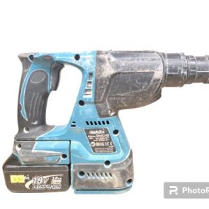 MAKITA DHR243