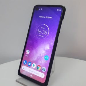 MOTOROLA One Vision