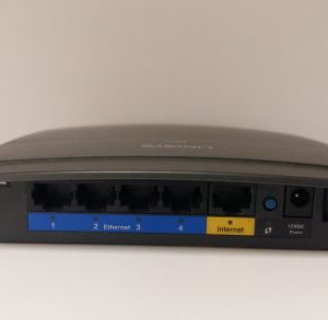 Linksys E900