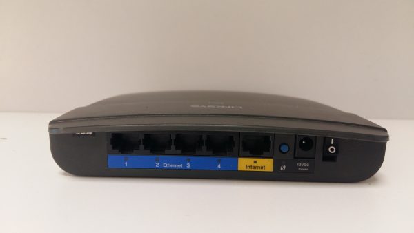 Linksys E900